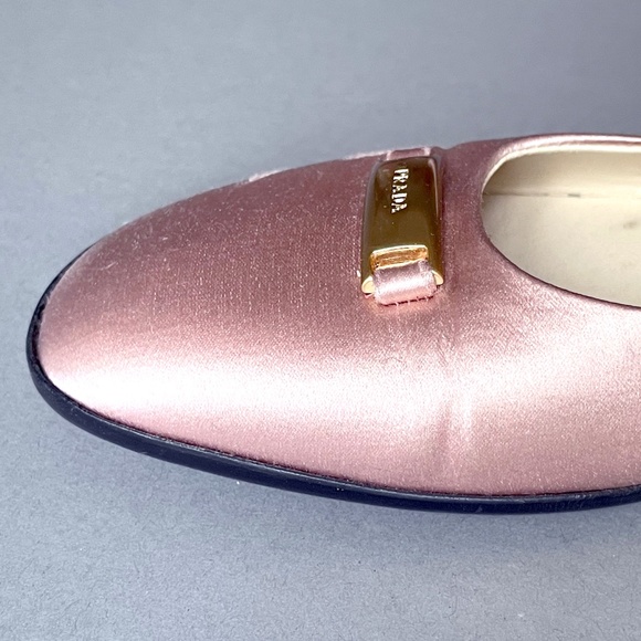 PRADA pink satin ballet flats w/ gold color buckle engraved with PRADA - Picture 3 of 14